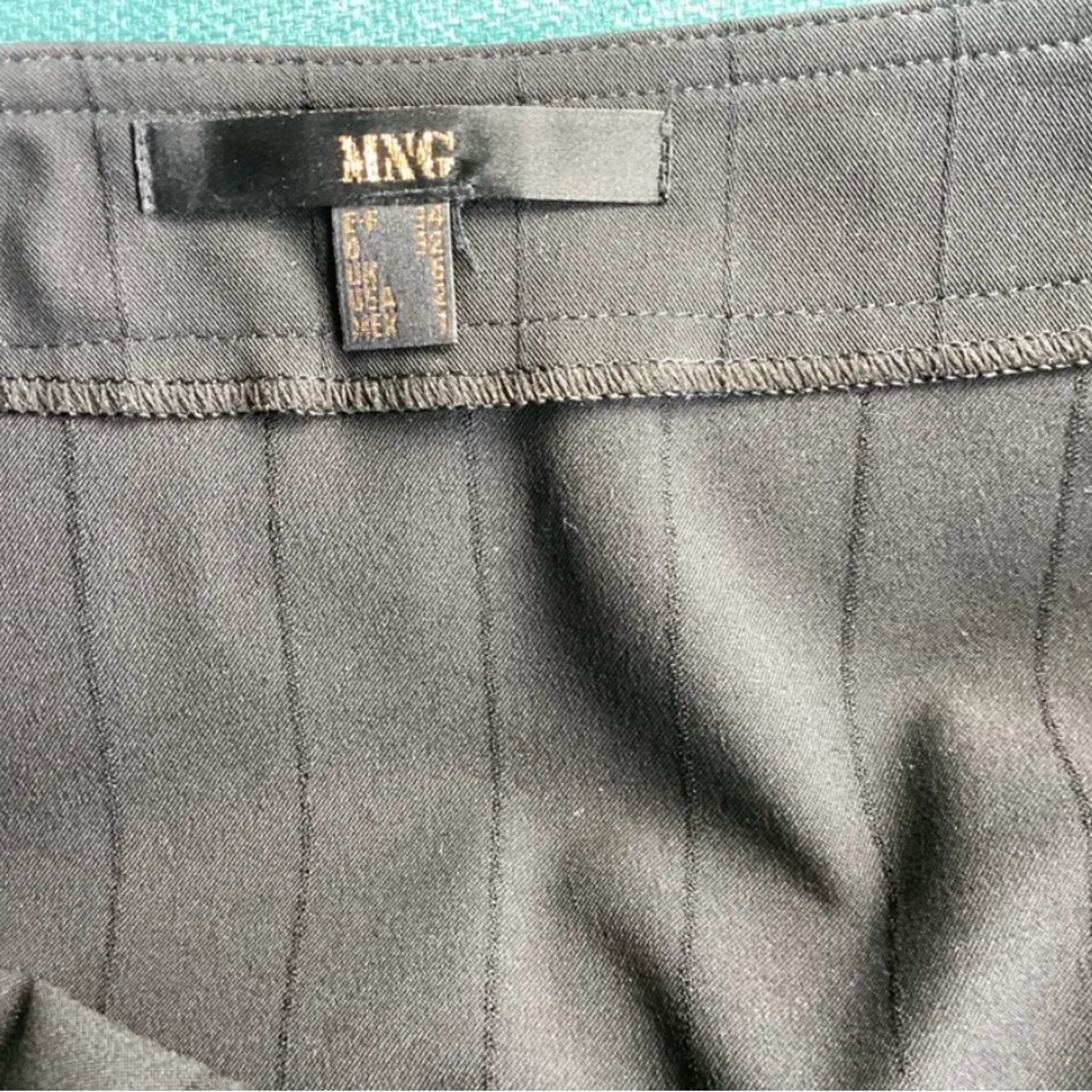 Skirt Mango. XS. Black